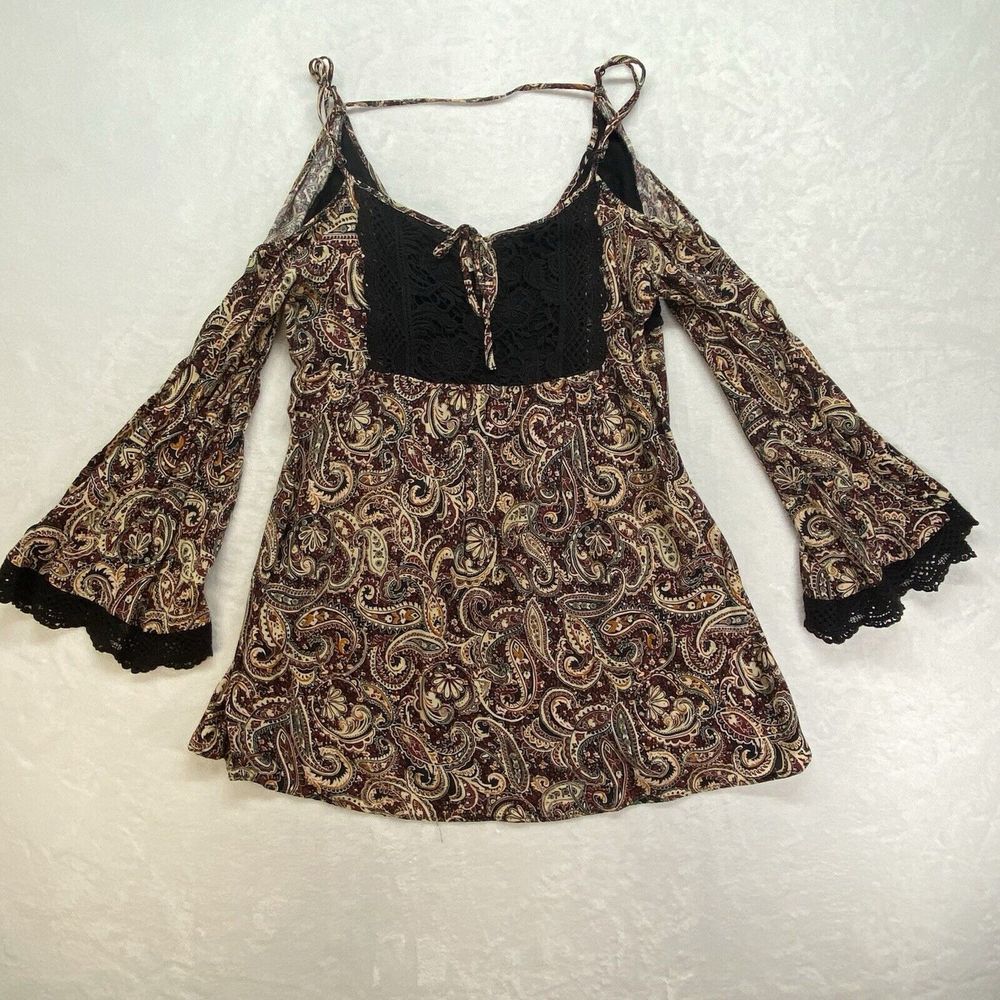 Paper Crane top Womens Small Bell Sleeve Tunic Paisley adjustable‎ strap lace